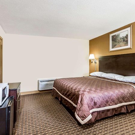 Knights Inn Glen Allen Luaran gambar