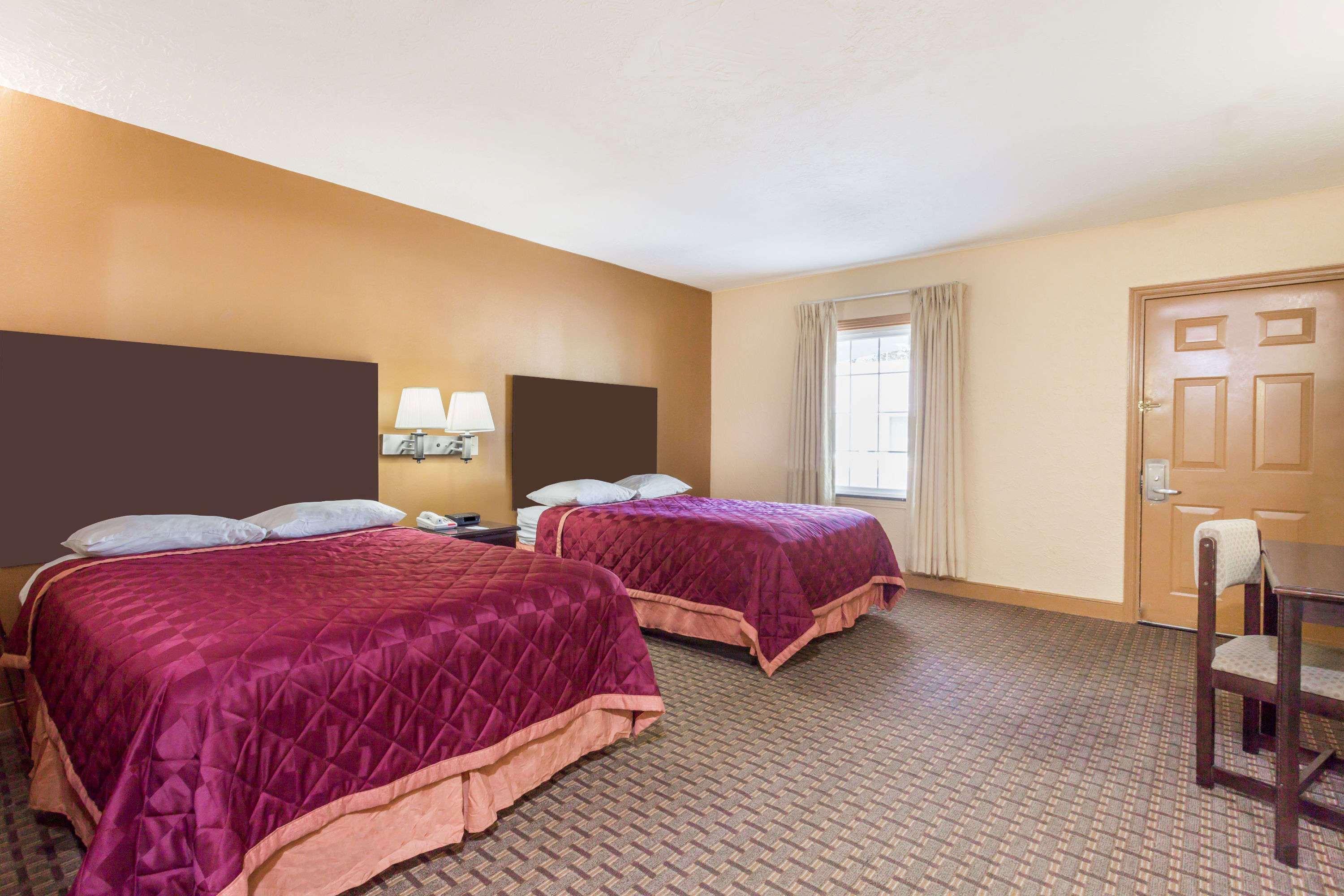 Knights Inn Glen Allen Luaran gambar